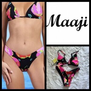 Nwt Maaji Flory Reversible Fixed Triangle Bikini
